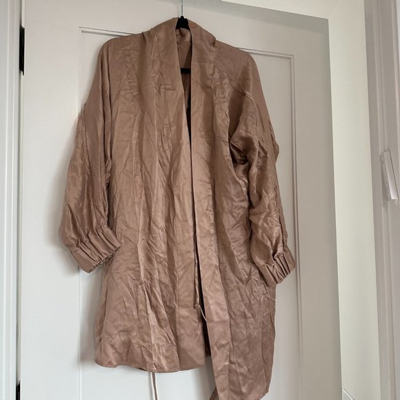 Lunya Washable Silk Robe XS/S Otium Tan Self Tie Belt Hypoallergenic Sleepwear - Picture 5 of 9